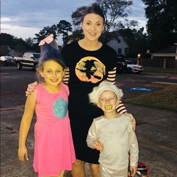 Meet your Posher, Hannah Rae ! - Picture 1 of 3